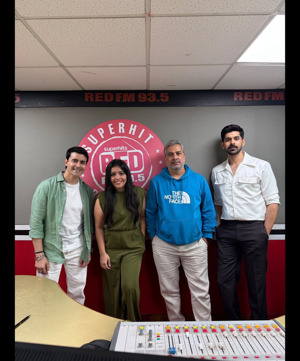 gautam_rode's tweet photo. Undekhi promotions ♥️ ..Undekhi season 4 coming on Sony Liv from 1st May😇😇 Watch it friends ♥️🤗 https://t.co/jxZn9MDRIG