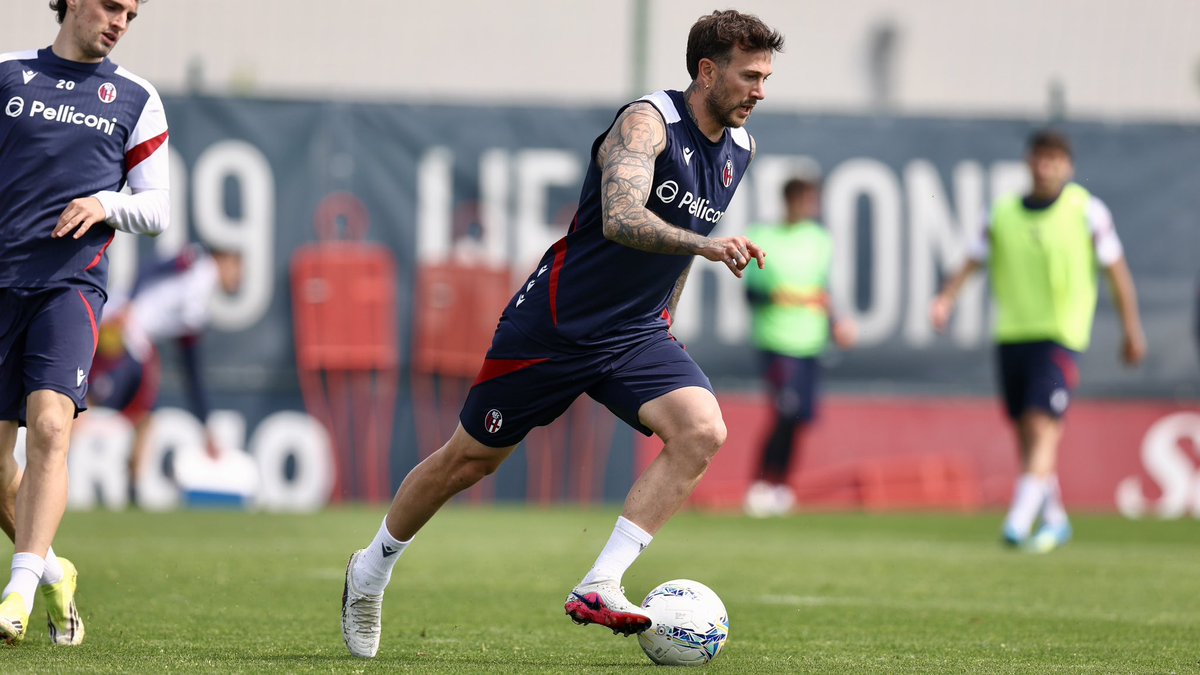 Bolognafc1909's tweet image. Continua la preparazione in vista di #BolognaCagliari 🤝⚽️

#WeAreOne