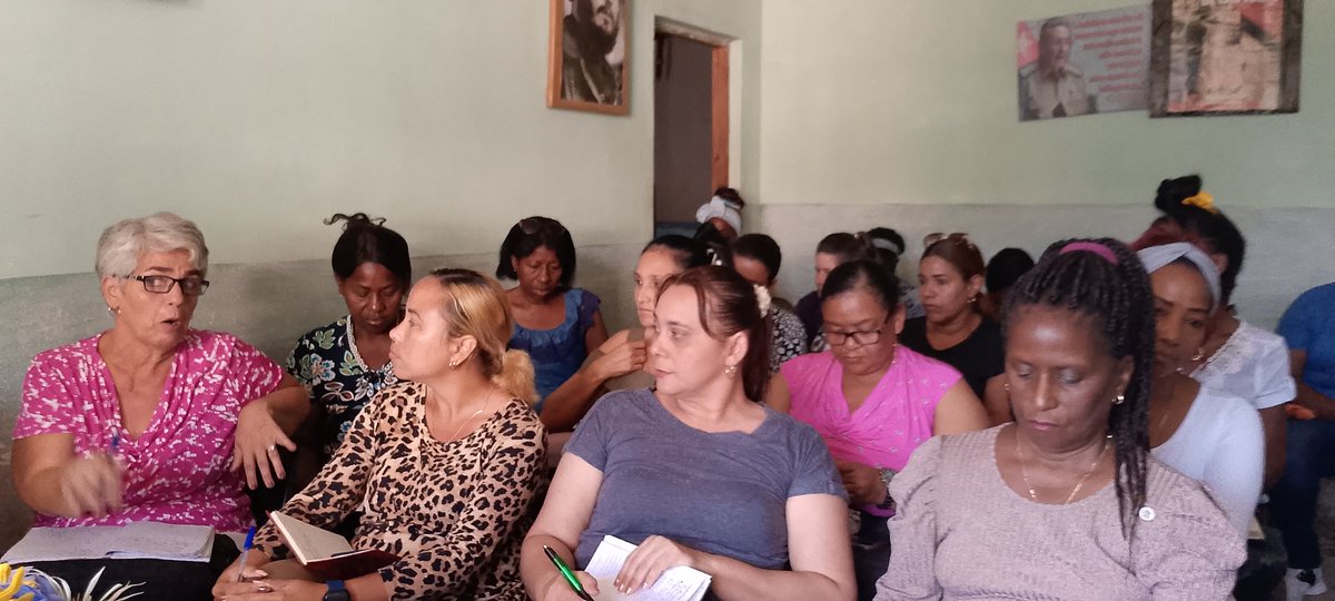 Yenisley Diaz Sub.General de Educación Candelaria tweet media