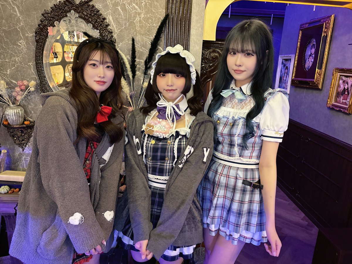 RoyalDrop_maid's tweet image. ❤️くるみ
💜のせ
🩵しあん
🩷らぁら

登校しました🌷🫧
#秋葉原 #コンカフェ #魔法学校