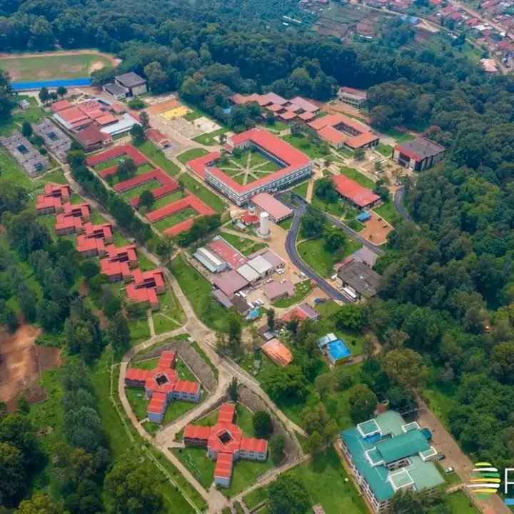 Tuyiphilipe's tweet photo. University of Rwanda, Huye campus A place where dreams take shape and futures are built. Proud to be part of this campus https://t.co/IZRnsj0E4L