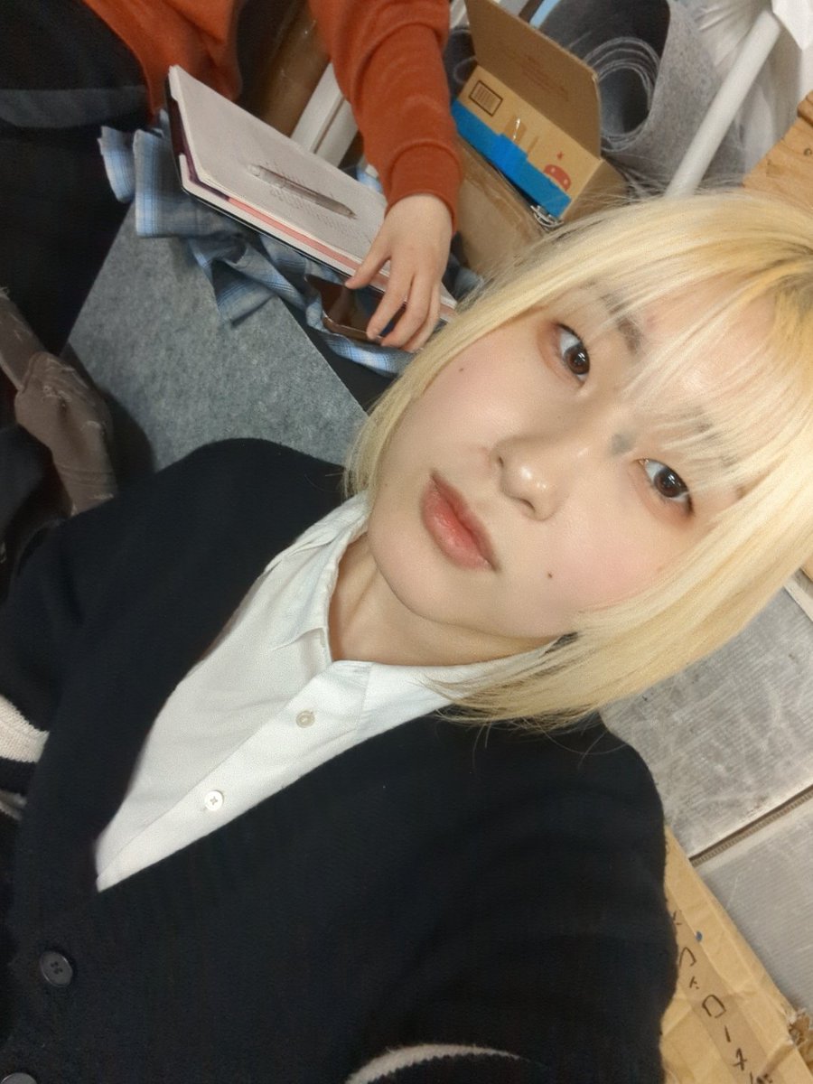 本日も稽古( ･ㅂ･)و ̑
可愛いGirlsたちとみんな気合いいれて頑張るぞ💪

 #ヴェニスの商人
 #劇工房SD21
更科澪予約フォーム
quartet-online.net/ticket/eu6te1a…