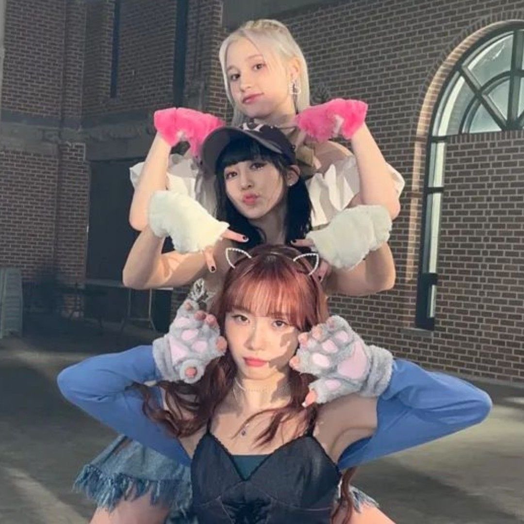 sparks..☆ tweet media