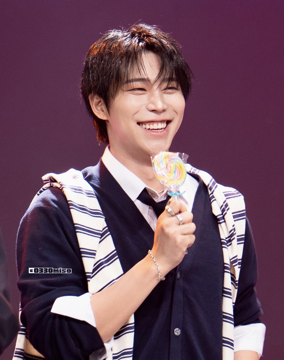 omiso ෆ ̖́- tweet media