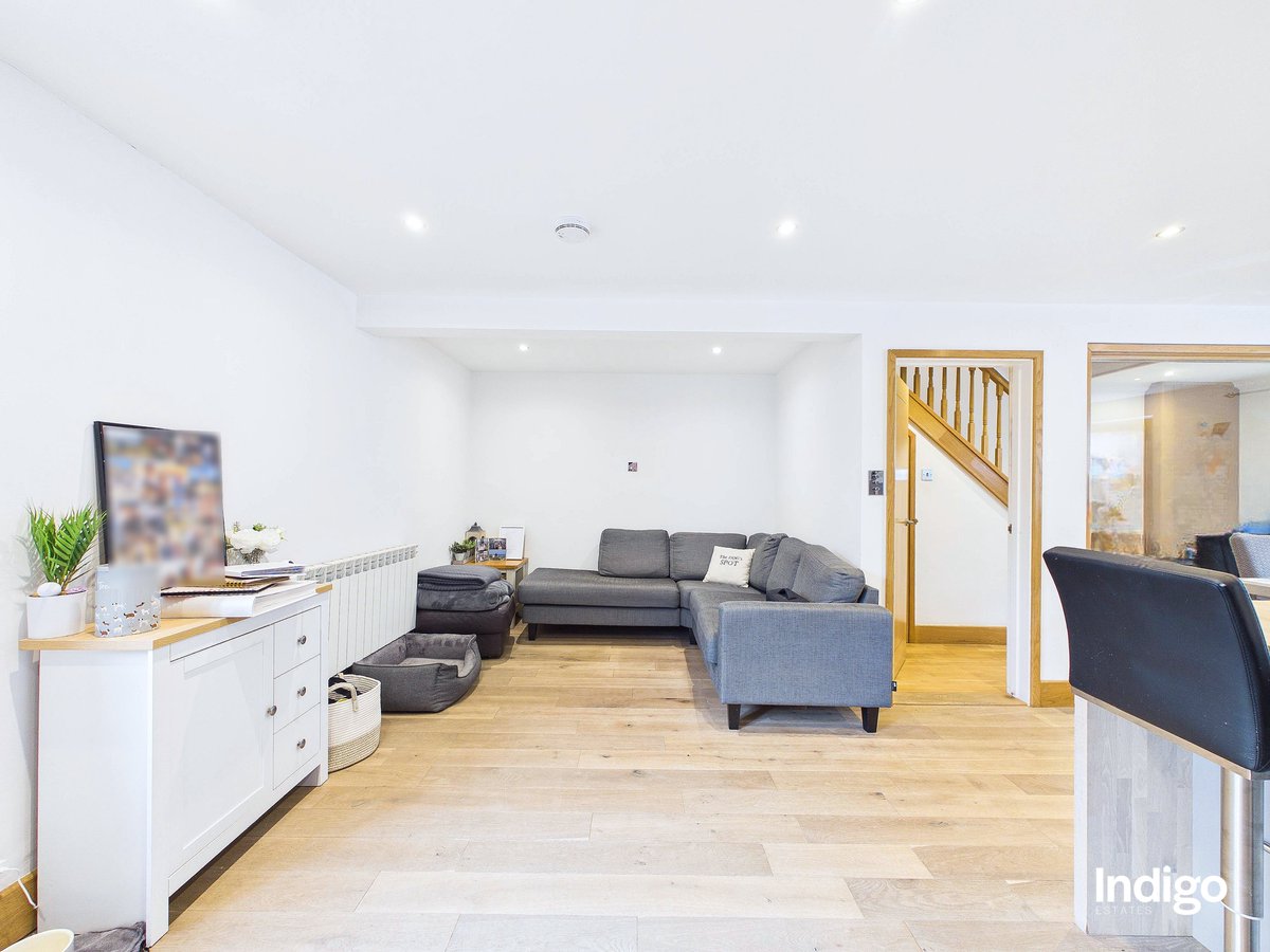 indigoestates's tweet image. FOR SALE | ST PETER

Asking £740,000

cstu.io/efcf79   

Please contact sales@indigo.je 
or call 01534 639955  

#indigoestates #jerseyci #forsaleinjersey #channelislands