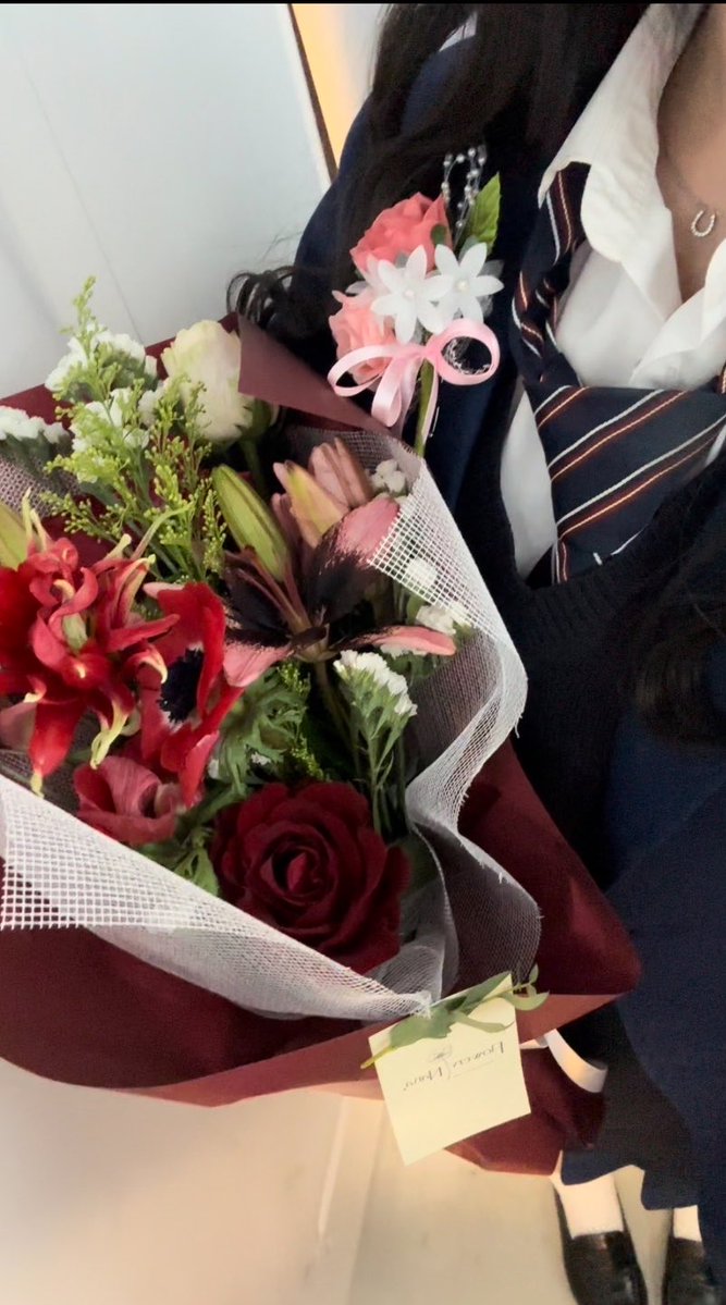 chyxjd's tweet image. 冷やかしばかりで困ります🥲
ご購入いただける方のみdmお願いします。
dm見れないことがあるのでリプもくださるとありがたいです-  ̫-

 #制服売ります #女子高校生  #jk  #制服販売