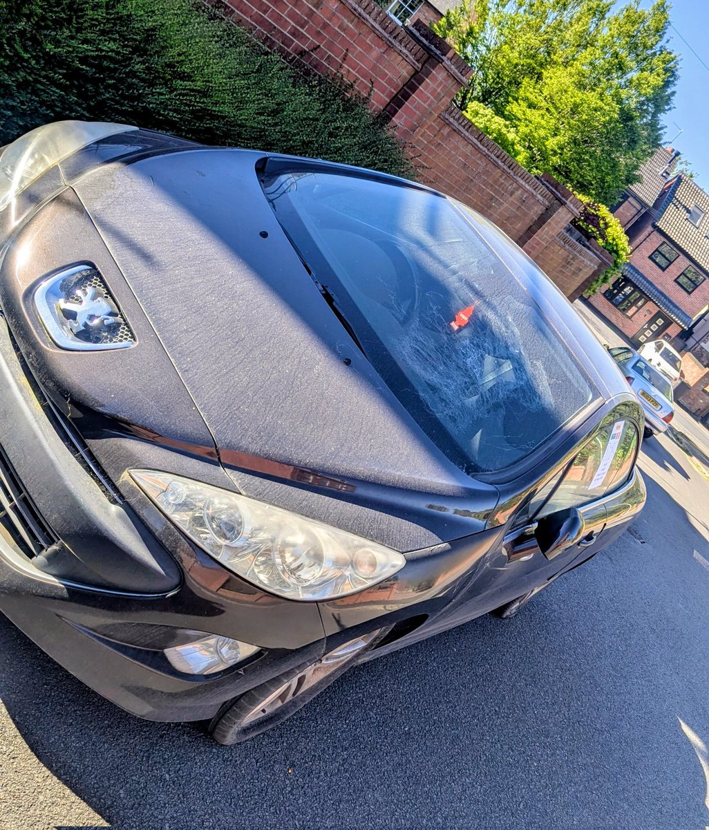 TettenhallWMP's tweet image. Another uninsured,no MOT and Tax vehicle was taken off the streets in Tettenhall this morning.#yousaidwedid #communitypolicing
