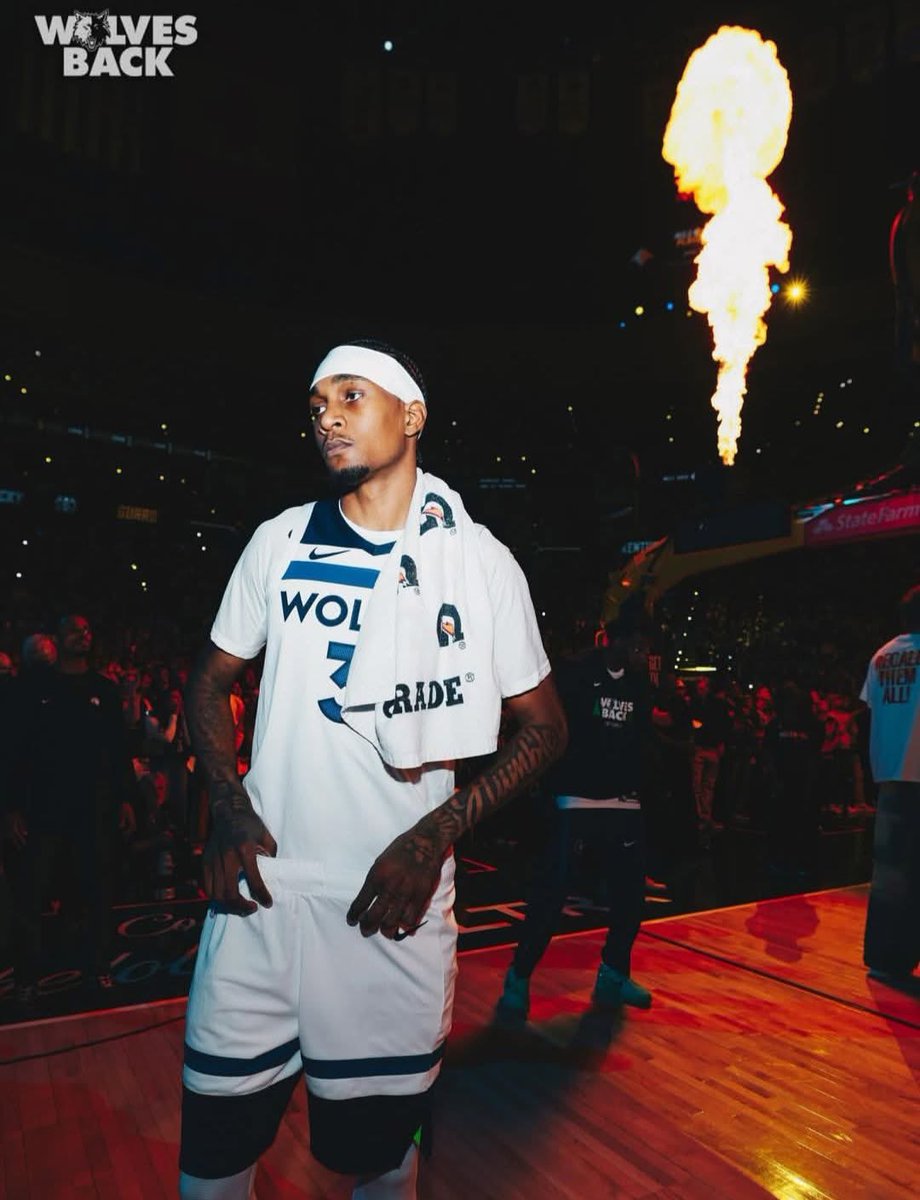 Timberwolves_PL's tweet photo. 🔥🏀GAMETIME! #6🏀🔥 (3-2)
🐺 Wolves vs 🍗 Nuggets
🏟 Target Center
🕑 03:30 PL | 8:30 PM CT

5️⃣ Conley, Ayo, Jaden, Randle, Gobert
5️⃣ Murray, Braun, Johnson, Gordon, Jokić

🤷‍♂️ Bones (kolano), Gordon (łydka)
🚑 Edwards, Donte out | Watson out

#TimberwolvesPL https://t.co/RJTMT0lY9i