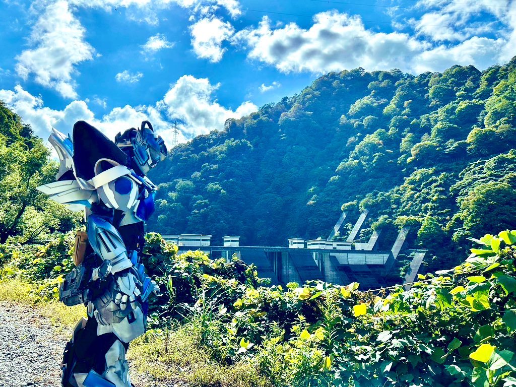 next18101115's tweet photo. 久しぶりに特撮ニキとして呟く内容がアレなんですが、
家庭の事情で半年から1年ほど造形活動や動画制作、アクセル関係の活動が出来なくなりました。

期間に関しては短くも長くもなり得るので正確な時期が分かりません。

モチベは有り続けるので、戻ってきた時には皆様またよろしくお願いいたします https://t.co/jDlkBrRnUe