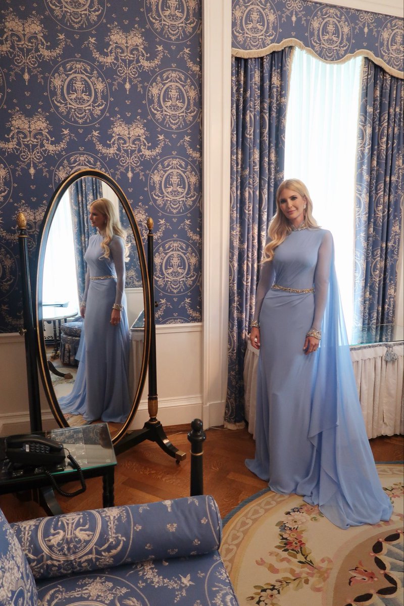 PrincessFirstD1's tweet photo. @IvankaTrump @Reem_Acra Behind the scenes 🎬 of yet another magical night when I remind you I’m stealing your money and show off my new face! 🇱🇷🇦🇺 https://t.co/dGiaWisCiq