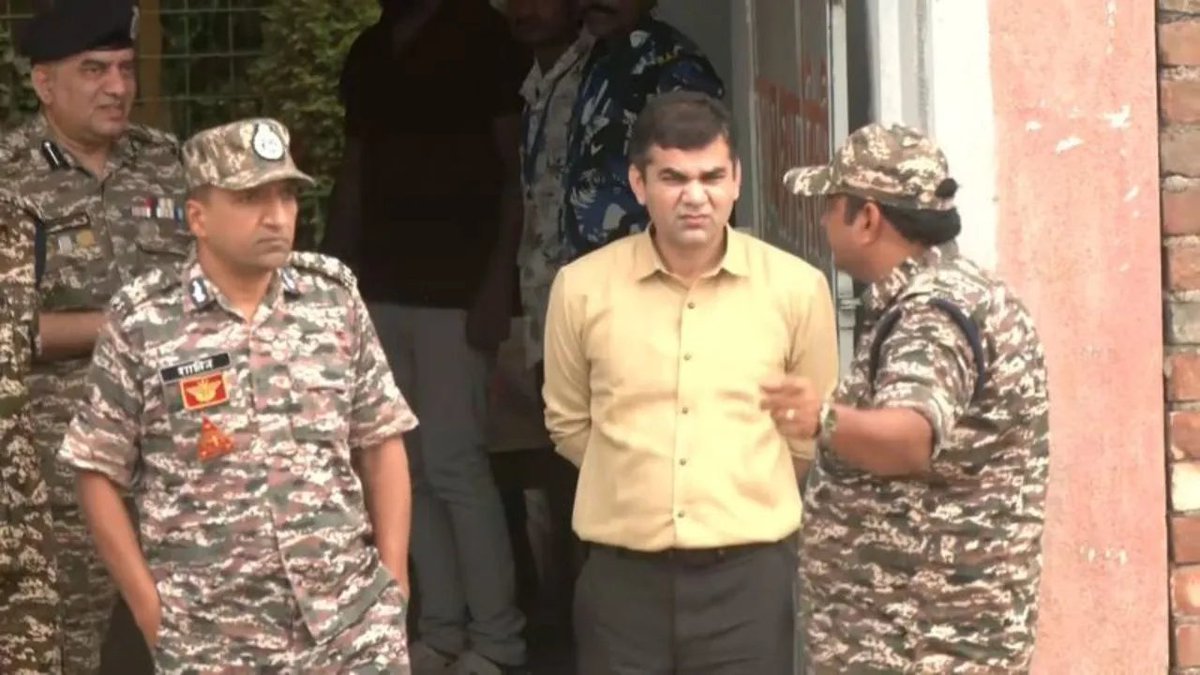 thenewsdrum's tweet image. WB polls: Plea filed in HC claiming only central govt employees deputed as counting supervisors
newsdrum.in/national/wb-po…

#ArmedForces #Bengal #CAPF #TMC #WestBengal #WestBengalElections
