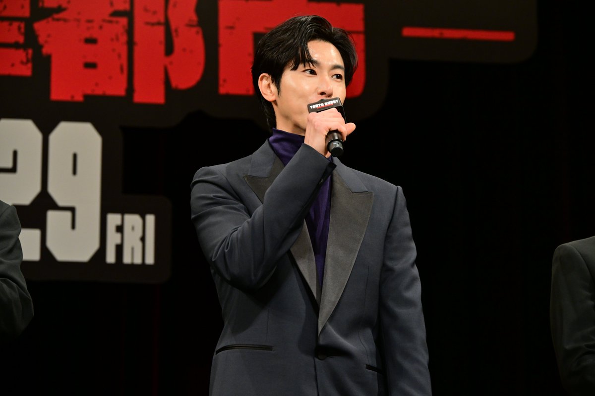movietokyoburst's tweet photo. ⋰
4/28(火)開催 ジャパンプレミア
🔥𝑹𝒆𝒑𝒐𝒓𝒕💥
⋱

豪華キャストの登場に会場大歓声！

⛔新宿封鎖💸800万円バラマキ など
キャスト陣が明かす撮影秘話や
テンションが"BURST"した瞬間を大激白！

▼レポートはこちら
https://t.co/tl9358lEmX

『#𝗧𝗢𝗞𝗬𝗢𝗕𝗨𝗥𝗦𝗧-#犯罪都市-』5.29 FRI https://t.co/fR7pQf8mqv