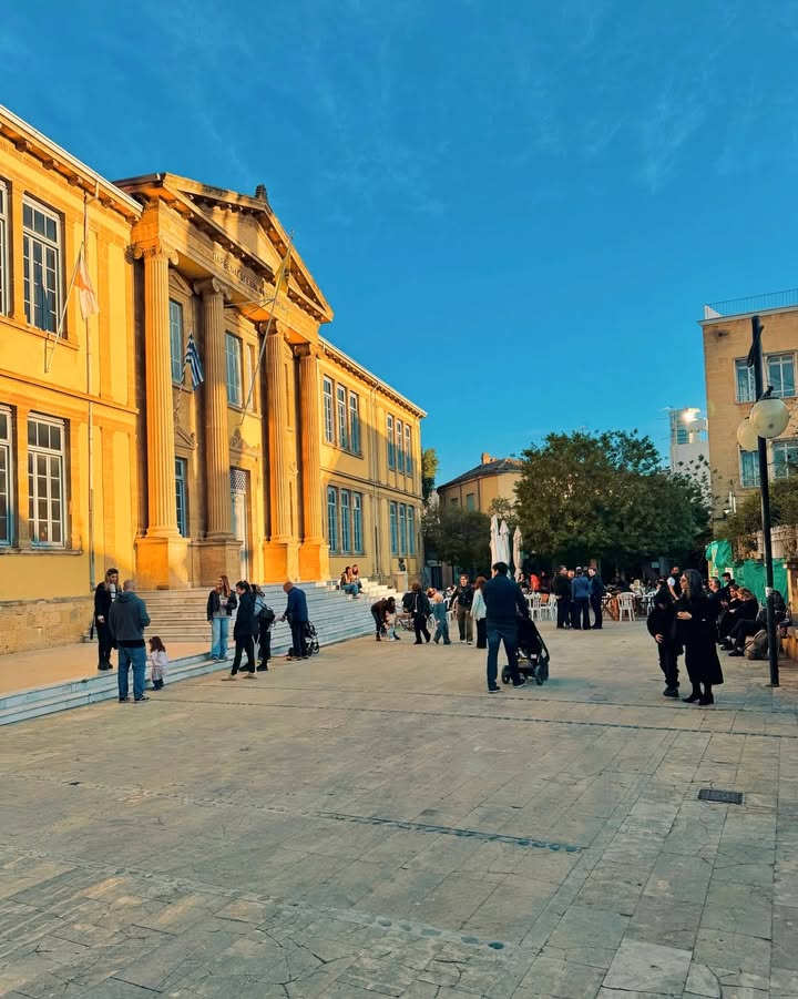 visitcyprus's tweet image. April in Nicosia, just as it should be 🇨🇾🌸

Golden light, blooming streets and cafés full of life ☀️☕
Wander a little, sit a little… and take it all in.

Have you experienced Nicosia in spring? 👇#VisitCyprus #Cyprus

📷 @islanderstories