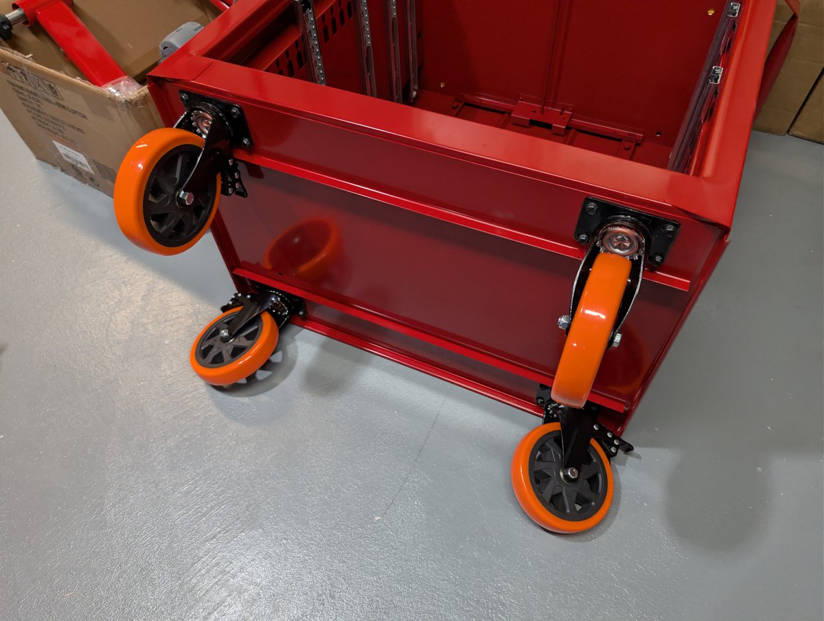 TheProfosist's tweet image. It's got clodhoppers!

Imagine a Craftsman toolbox then imagine if it rolled around easily that's this *mind blown*

amzn.to/4cUcdR9

#modding #DIY #HandyMan #ToolTip #ToolPickups