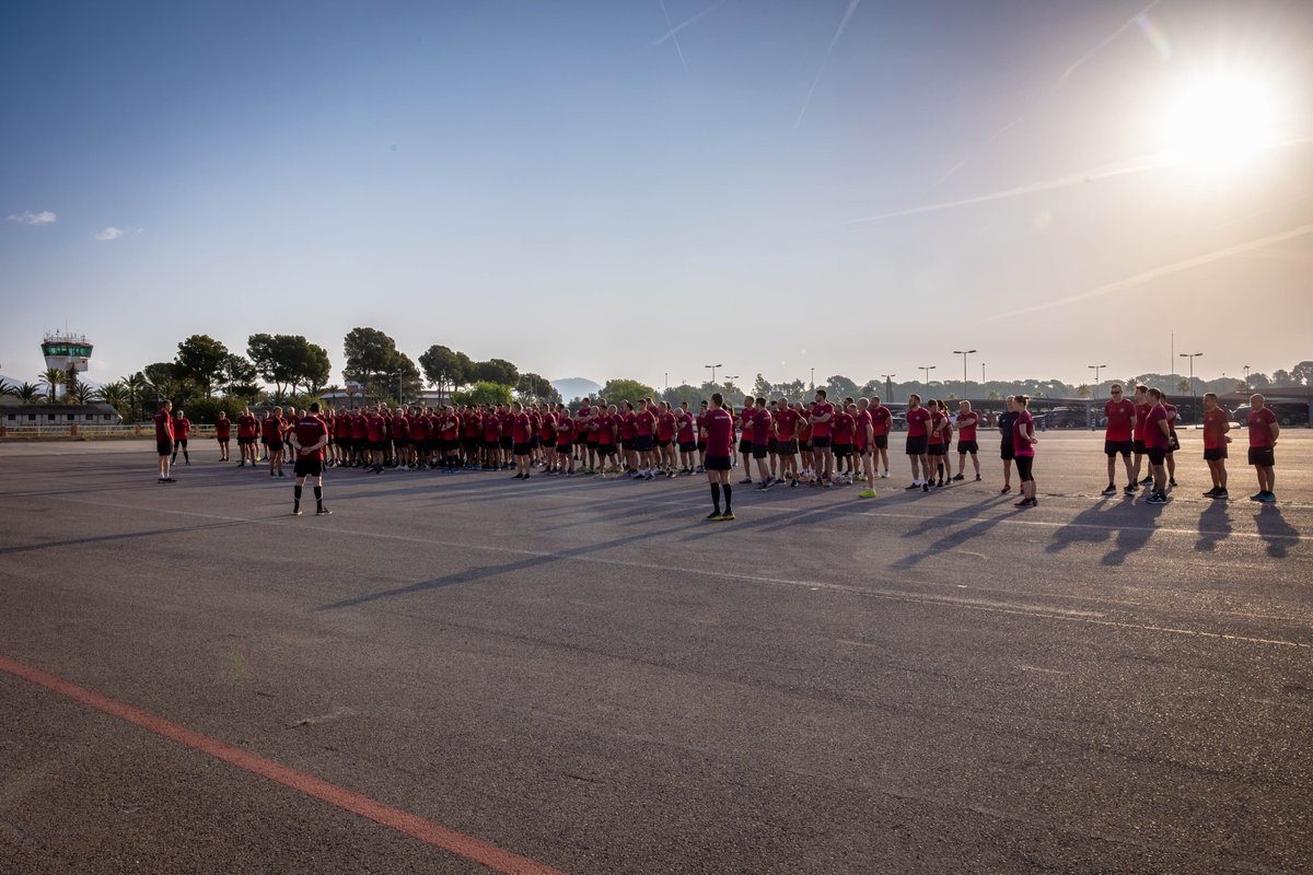 CGTAD_NRDC_ESP's tweet image. Today, personnel from HQ NRDC-ESP participated in a cohesion run in the vicinity, fostering teamwork, resilience, and unit spirit.

Activities like this strengthen the bonds that underpin our operational effectiveness.

#StrongerTogether #StrenghtinUnity
