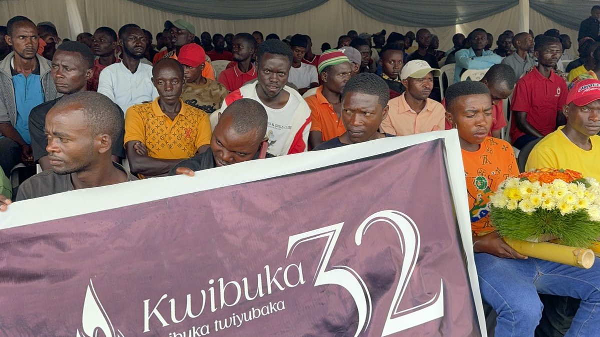 RADIO HUYE tweet media