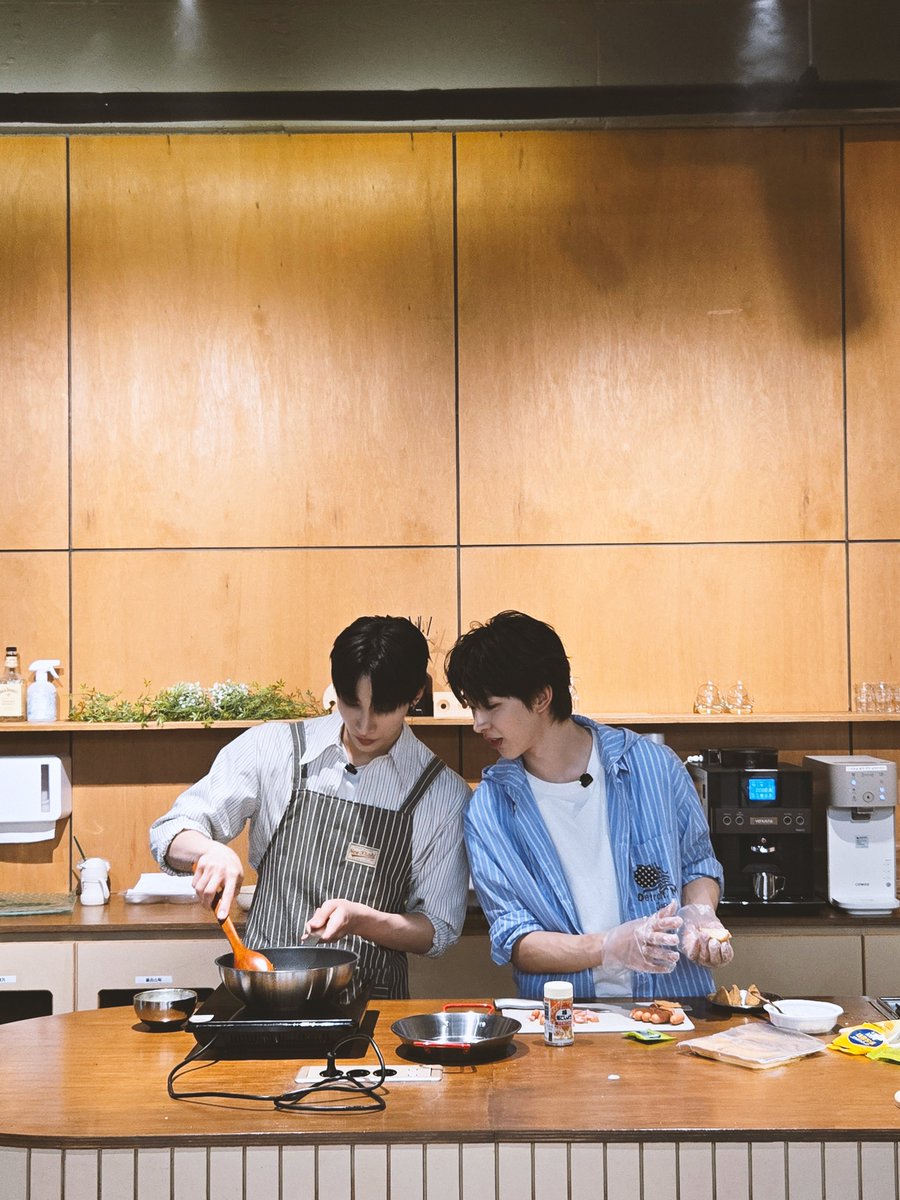 tomoya_zip's tweet photo. [📷] 꿈친구 (1)
@ kbs_babys 

#NEXZ #넥스지  
#TOMOYA #토모야 https://t.co/6iFBPD7XRe
