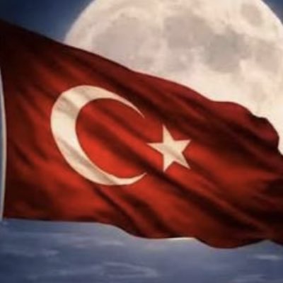 eecanpolat's tweet photo. #YeniProfilResmi https://t.co/UxRaiKegMv