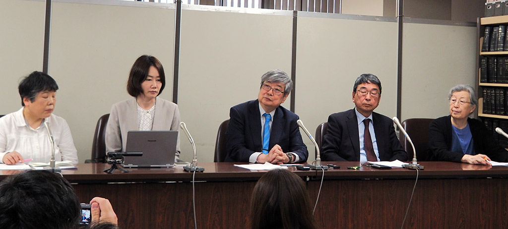 keiben_oasis's tweet photo. 『福島原発事故をめぐる「東電刑事裁判」の記録、永久保存を／告訴団が検察に申入れ』が公開されました。

#東電刑事裁判
#永久保存
#公判未提出記録

https://t.co/WgEQcTOPd2 https://t.co/0LFNlfA1cr