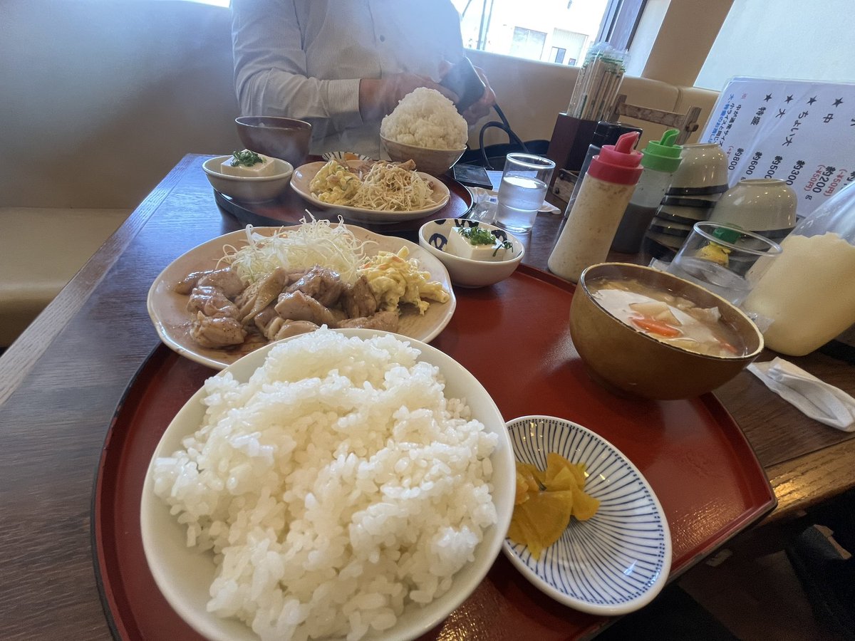 しゅー tweet media