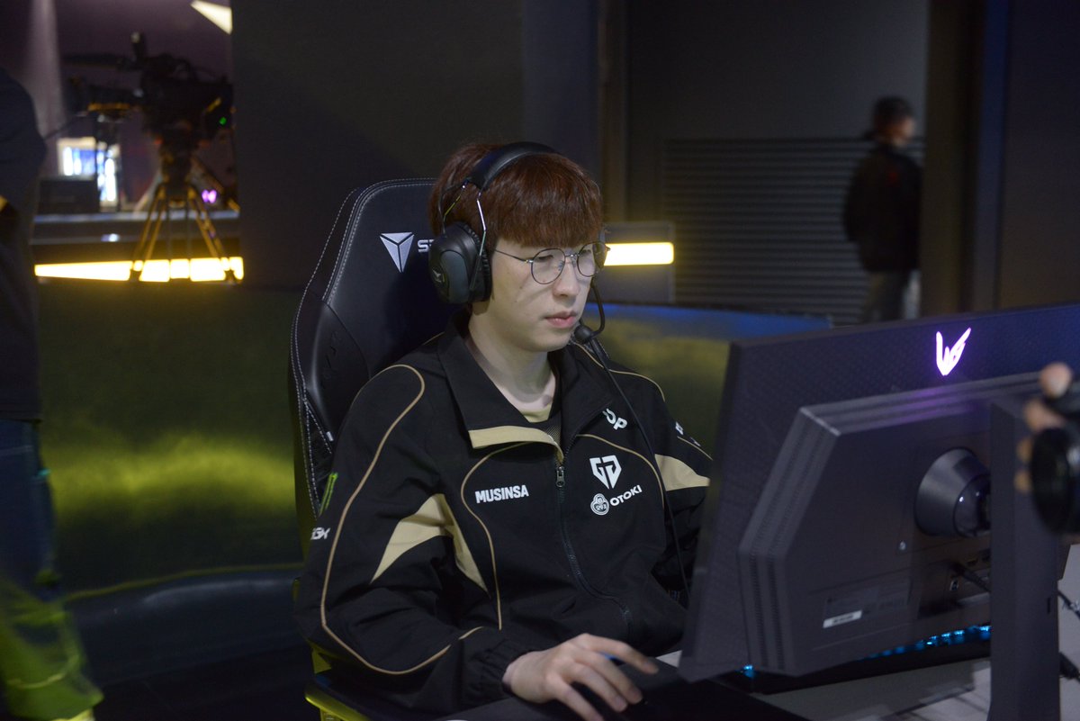 ShadowCorpAgent's tweet image. Today's Photo #LCK📷

2026-04-30
@Duro0204 in #GEN 

#Shadowcorp #Duro #Esports #Agency