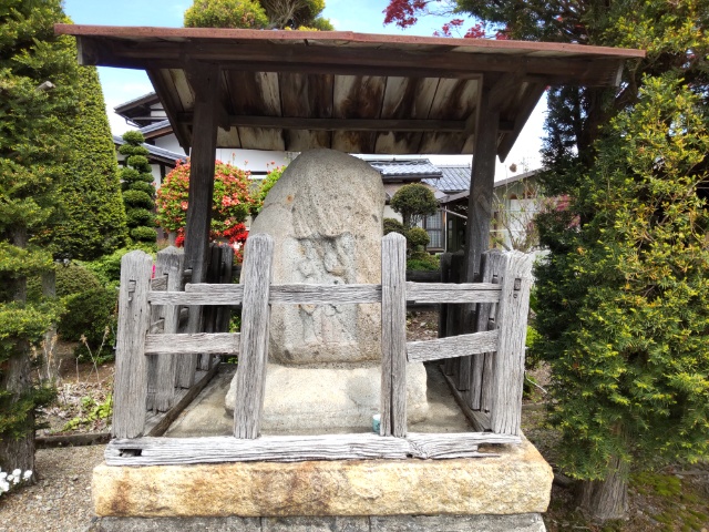 omch0261's tweet photo. 双体握手像 [2024/04/27 11:09]

道祖神まっぷ -> https://t.co/nZI7axxm3K
道祖神コレクション -> https://t.co/3ulpuixmOF
#dosojin #道祖神 #安曇野市 https://t.co/0Zqn3Z3kz7