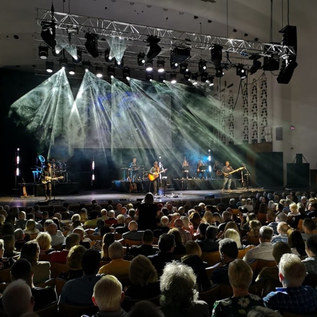 De Montfort Hall tweet media