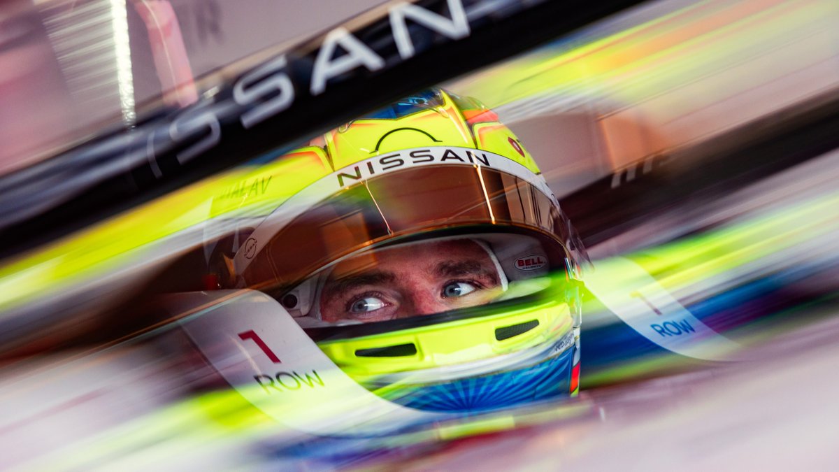 NissanMotor's tweet image. Berlin, we’re charging in⚡
Momentum is building, confidence is high, and the streets are ready for electric performance at its best.
Let’s race.

More about the upcoming doubleheader this weekend: 
global.nissannews.com/en/releases/ni…

@NISMO #Nissan #NISMO #NissanFormulaE #FeelElectric