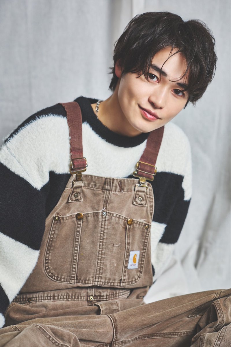 fast_japan_'s tweet image. 西垣匠のアザーカットを公開📸

改めて柔らかい表情としっかりとした軸と考えの
ギャップが素敵な西垣さん。
甘く優しいアザーカットを皆様にもお裾分け🫶

※Instagramのストーリーズでは別カットをお届け🃏🎴

#FAST #西垣匠 #失恋カルタ #ドラマイズム
@sho_nishigaki_  ＠dramaism_mbs