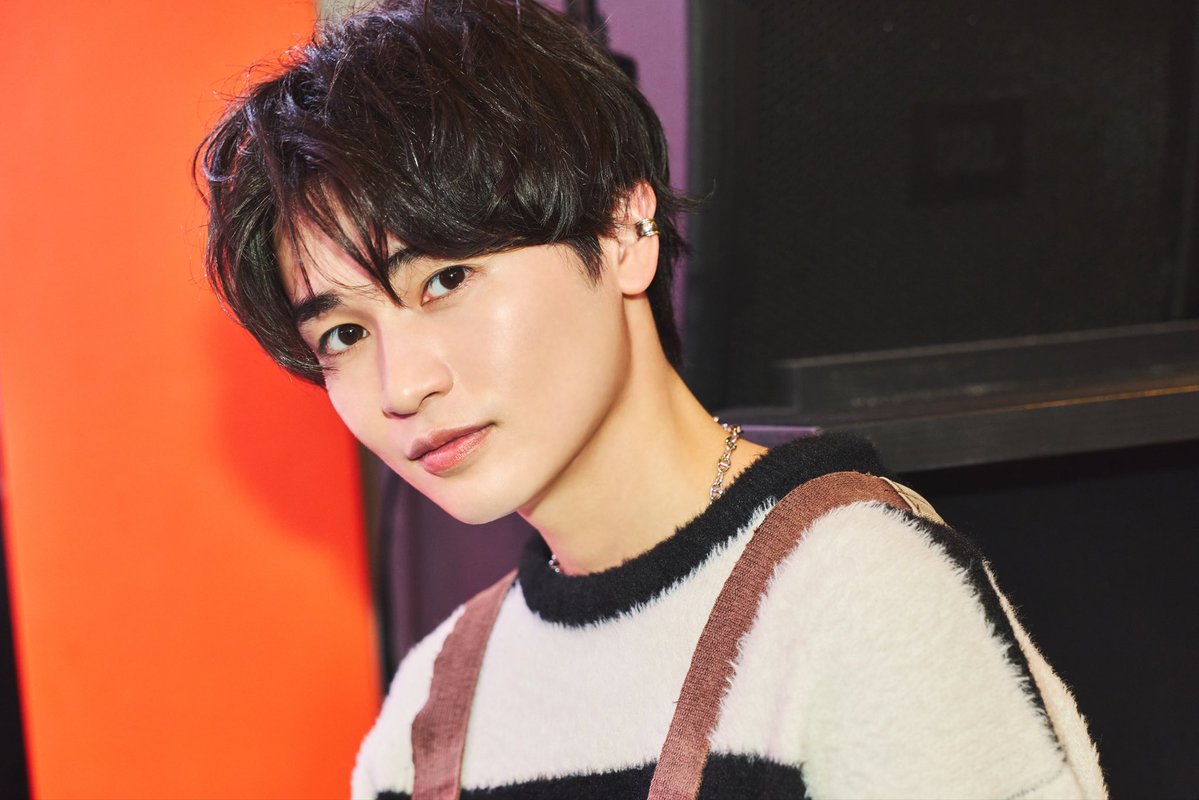 fast_japan_'s tweet image. 西垣匠のアザーカットを公開📸

改めて柔らかい表情としっかりとした軸と考えの
ギャップが素敵な西垣さん。
甘く優しいアザーカットを皆様にもお裾分け🫶

※Instagramのストーリーズでは別カットをお届け🃏🎴

#FAST #西垣匠 #失恋カルタ #ドラマイズム
@sho_nishigaki_  ＠dramaism_mbs