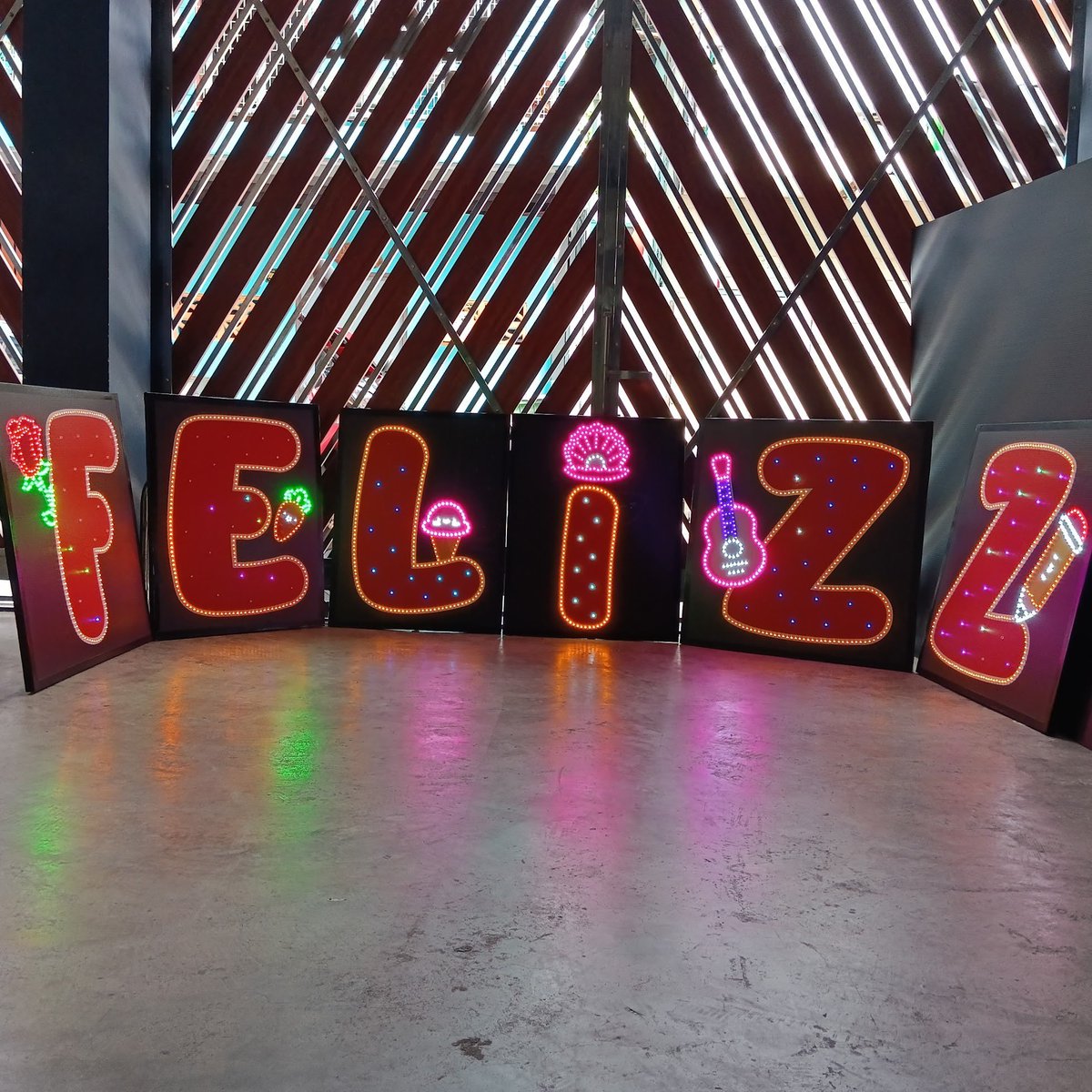 PROJECT FOR FELIZZ tweet media