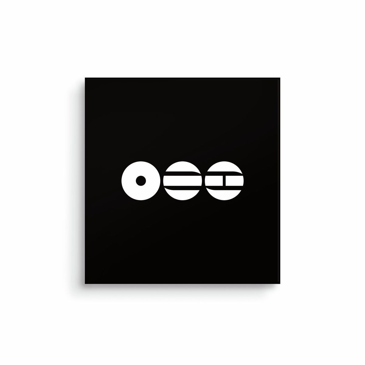 UNIVERSAL MUSIC STORE tweet media
