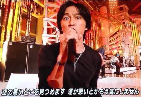 歌うと若返るB'zの稲葉浩志