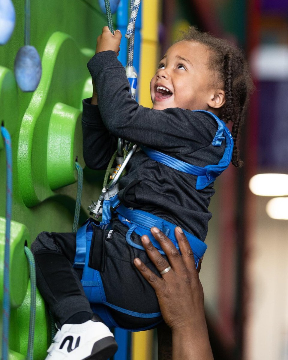 DestinationMK's tweet image. For this hour of #LoveMK Day - we teamed up with @climbquestmk  to offer one lucky winner a Family Climb Voucher to their amazing indoor climbing centre in the Kingston Centre ❤️

To enter, like this post and comment below with #LoveMK 😍

You've got until 11am to enter!