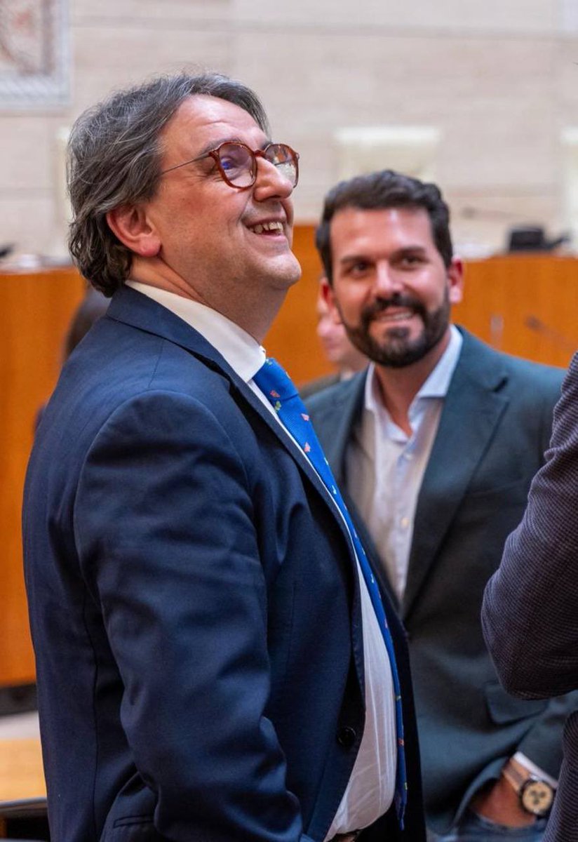Álvaro Sánchez Cotrina tweet media