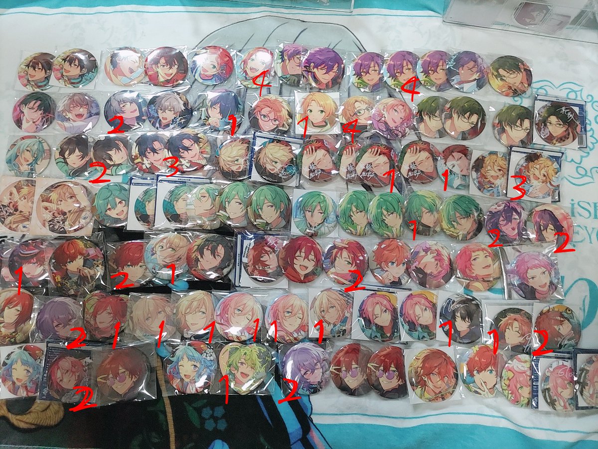 Ibara11love14's tweet photo. あんスタ 缶バッジ ぱしゃっつとか
譲渡
譲:画像1～3

求:定価+送料
缶バッジ数字あるものは数字分の倍数抱き合わせでの譲渡(例:1→同額抱き合わせ、2→2倍額抱き合わせ)
抱き合わせは画像4にある紙類の中から組み合わせます。(同額→通常ぱしゃ5枚、周年等は4枚)
抱き合わせキャラリプから選択可 https://t.co/yLCaVixIIQ