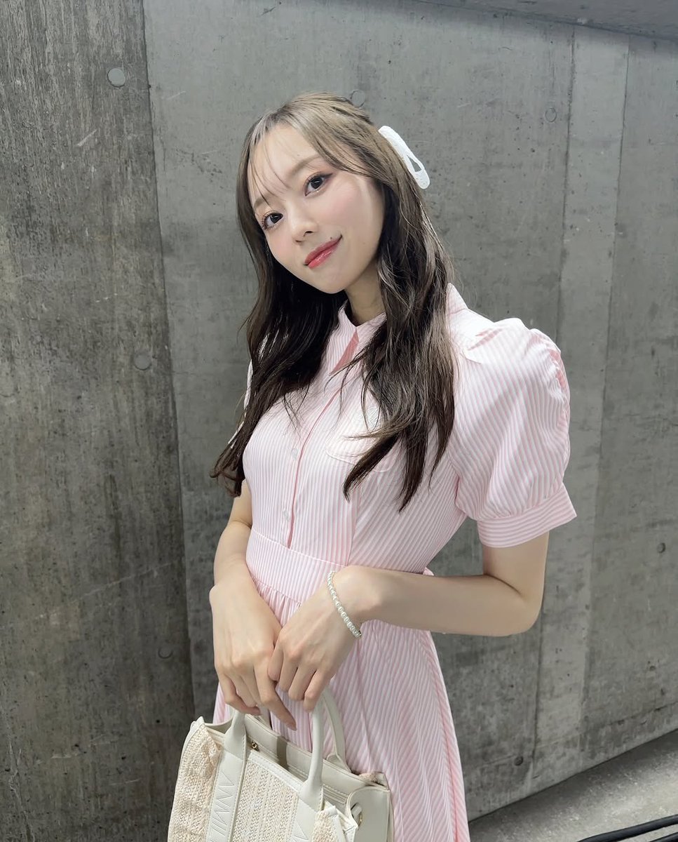 かみー tweet media