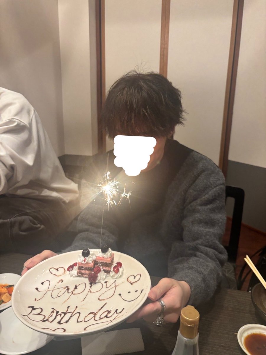 らいとら tweet media