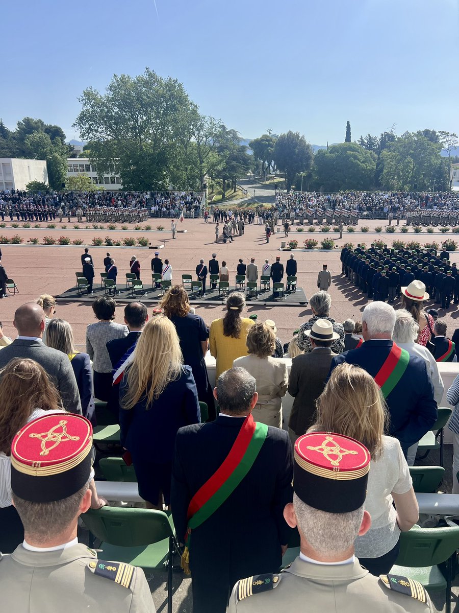 LudovicPerney's tweet photo. 62 légionnaires contre 2000 ennemis.

Ce matin, nous célébrons le courage de Camerone, le sens sacré de la mission, la fidélité à la parole donnée et l’héroïsme au combat.

Pour la France, honneur et fidélité ! 🇫🇷 https://t.co/yOXBR033DJ
