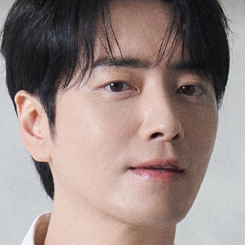 초고화질 에이스컷 권력
속눈썹 손 뾱니 다 보임 앙