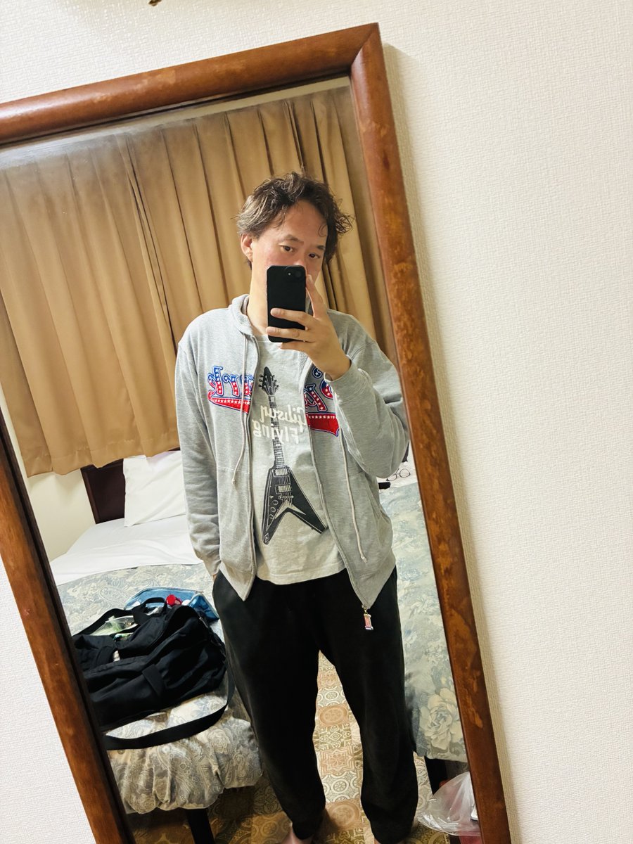 さすらいのギターマン tweet media