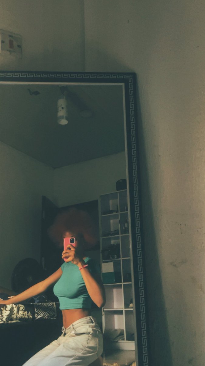 Tomii 💅 tweet media