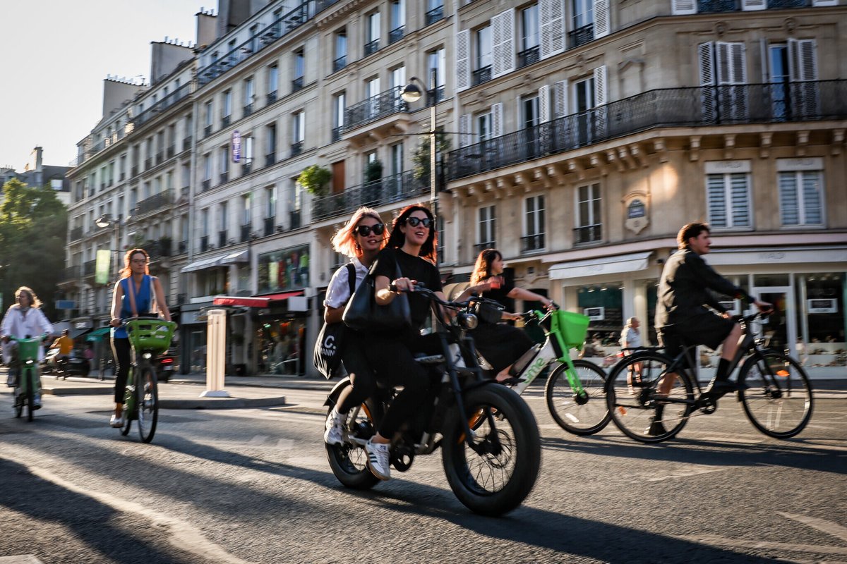 Le Parisien tweet media