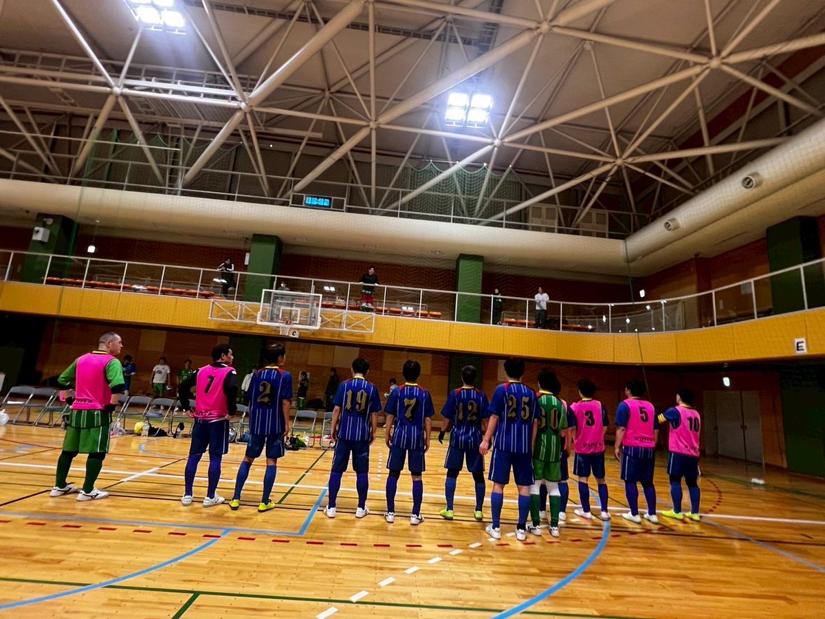 AOKINGER's tweet photo. AOKING GENESiSが第7回東京都マスターズフットサル1部リーグで初優勝を決めた時のダイジェスト映像ができました🎥
https://t.co/vHtt6JDiBO

優勝の裏側を完全公開💯

特にアラフォー世代の方は同世代のフットサルをぜひご覧下さい📺

若者達にも40歳になった時の参考イメージとして見てもらえたら🙌 https://t.co/IruRDpSRjG