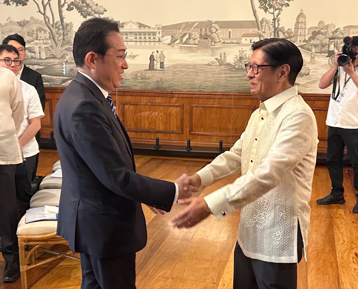 岸田文雄 tweet media