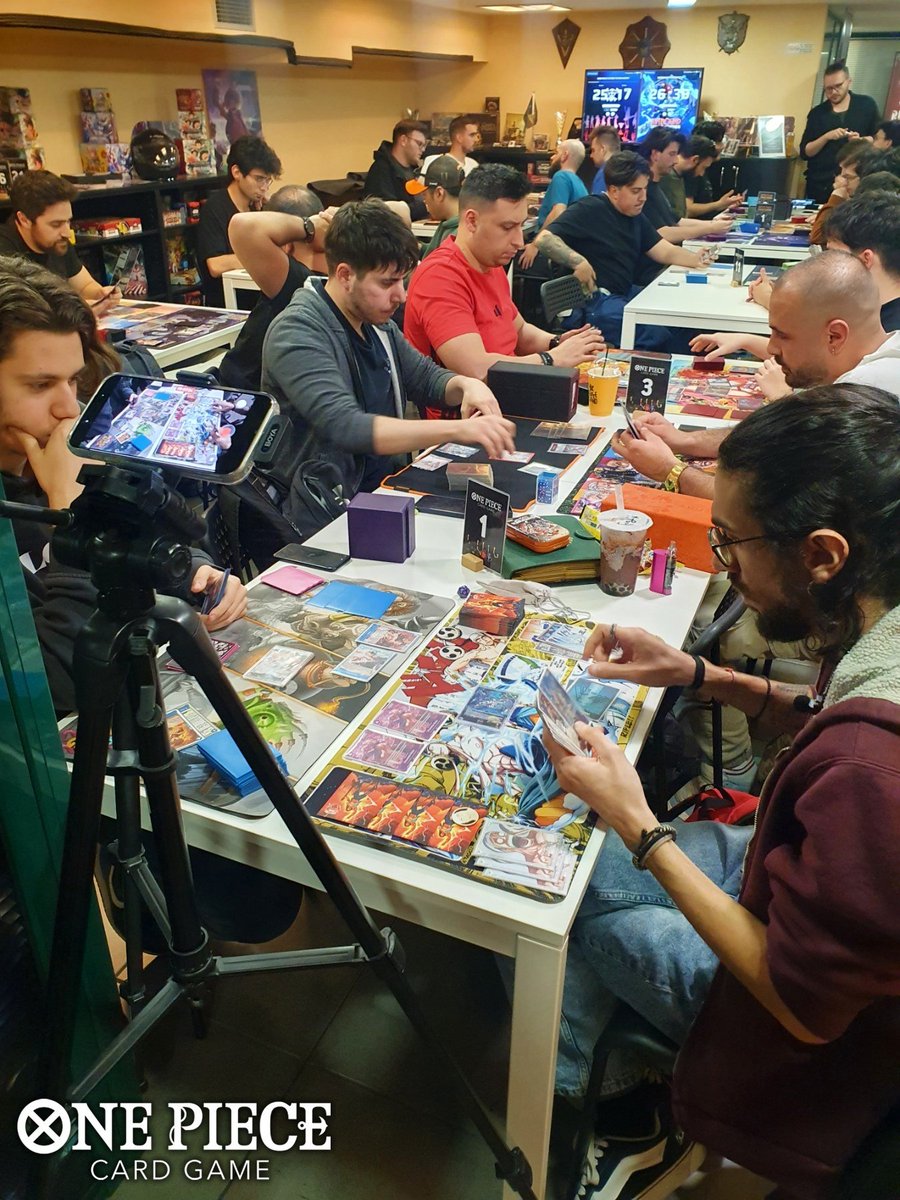 Organizedplayeu's tweet image. Team MSFR on the rise? @ONEPIECE_tcg_EN 

@Blackfire_eu @BandaiNamcoEU
#gaming #events #OnePieceTCG #cardgames #MoreThanJustGames