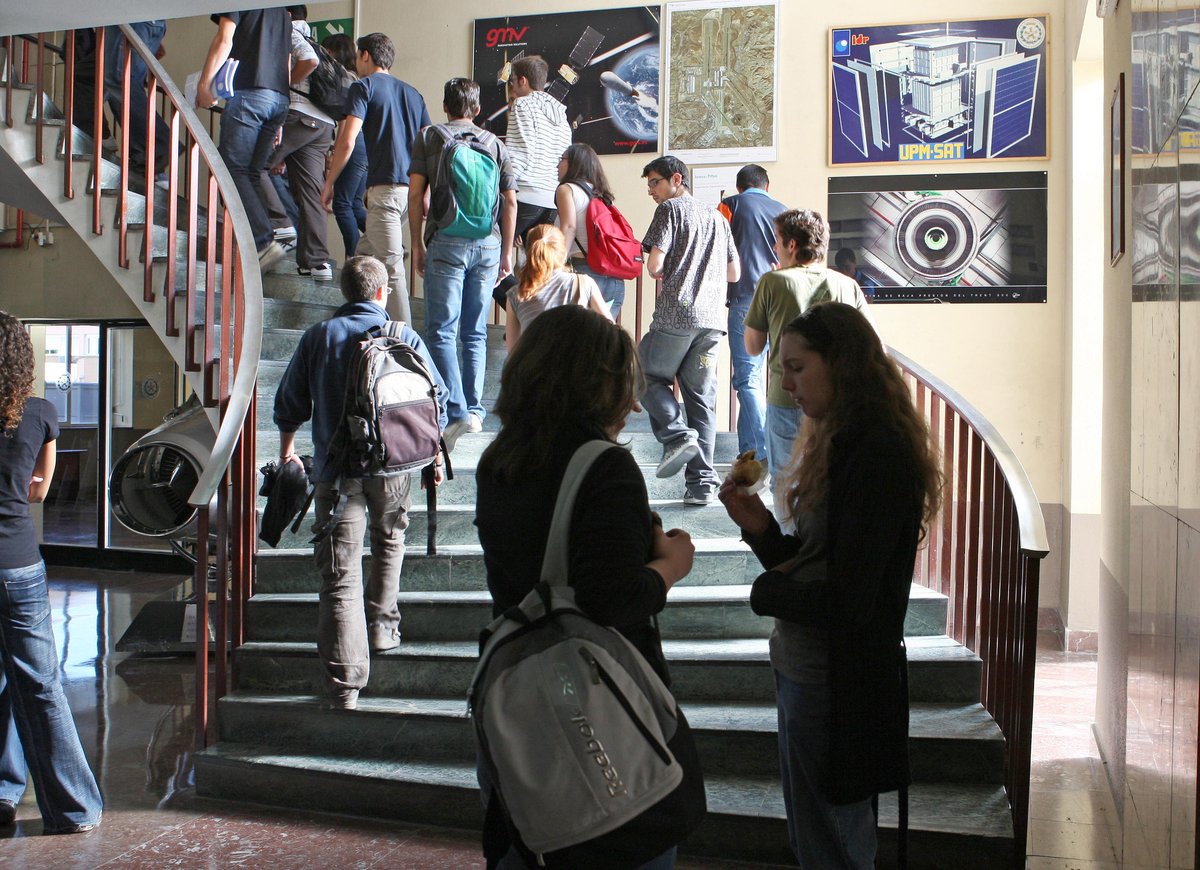 La_UPM's tweet image. 💡¿Estás pensando en estudiar nosotros? En la UPM abrimos las puertas de nuestros centros para que nos conozcas en primera persona. 
Consulta el calendario y ven. ¡Te esperamos!
📅upm.es/gsfs/SFS48530
#somosupm #estudiantes