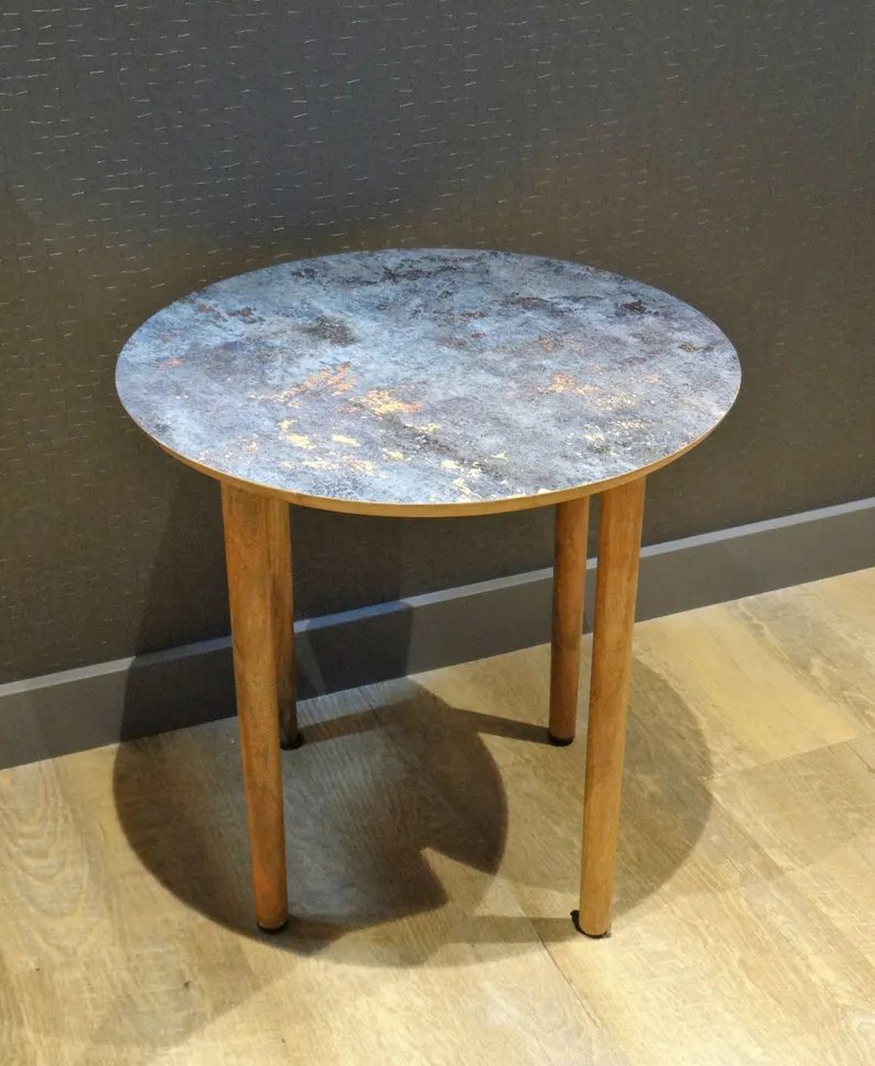 elementsdeco's tweet photo. Vintage Round Side Table with Hand-Lacquered Abstract Top – One-of-a-Kind Early 2000s Artisan Piece https://t.co/t7jD4JqlOm #lacqueredSideTable https://t.co/Ypuh5snCKN