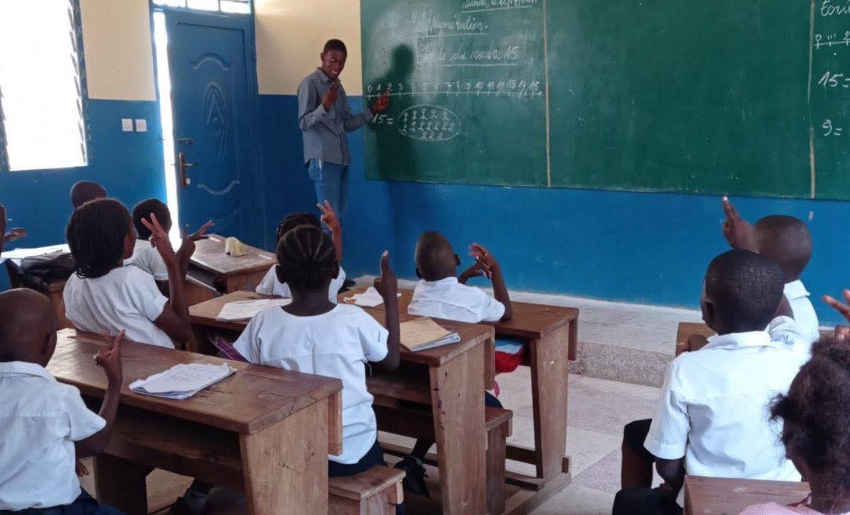 JulesOlangiw's tweet photo. Jeudi 30 avril 2026.
Bonne fête à tous les enseignants de la RDC.
En tant qu’élu local, je salue votre engagement, votre résilience et votre rôle essentiel dans la formation de notre jeunesse.
Vous êtes les véritables bâtisseurs de l’avenir.
Respect et reconnaissance https://t.co/0jzaAJcjcF