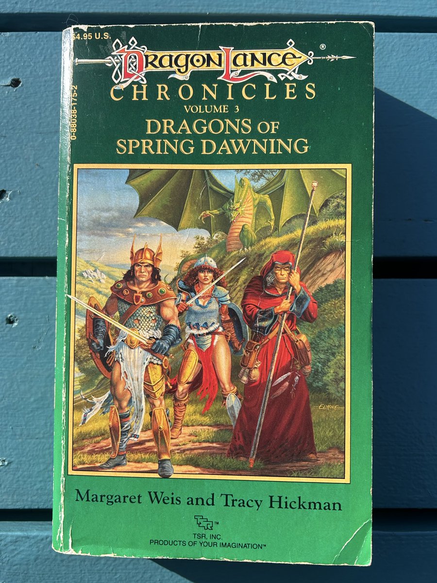 fugitivehistor1's tweet image. Was mid-March when I started and only now reaching “book 2” (each volume in the #DragonLance Chronicles is made up of three “books”). Sits by my bedside and I read a few pages as I doze off…It’s an ancient time to be savoured…
#books #dnd #fantasy